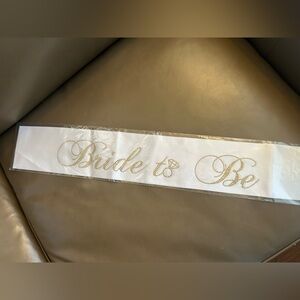 Icing Bride to Be Sash - White and Gold
